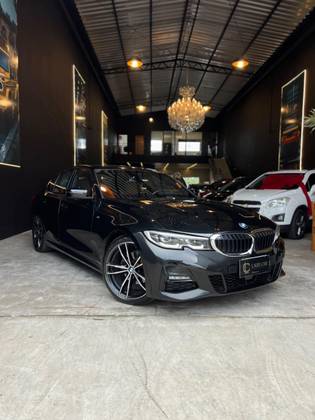 BMW 320i 2.0 16V TURBO GASOLINA M SPORT AUTOMÁTICO BMW 320i 2.0 16V TURBO GASOLINA M SPORT AUTOMÁTICO